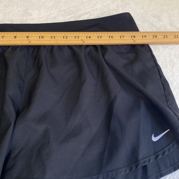 Nike Women’s Running Shorts Size 1X - Picture 12 of 12